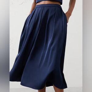 NWT - Banana Republic Satin "Sailor Navy" Pull On Flounce Hem Midi Skirt-Size 14